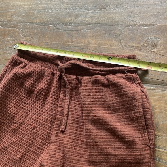 Little Lies Linen Blend Textured Pull On Pant - Picture 10 of 12